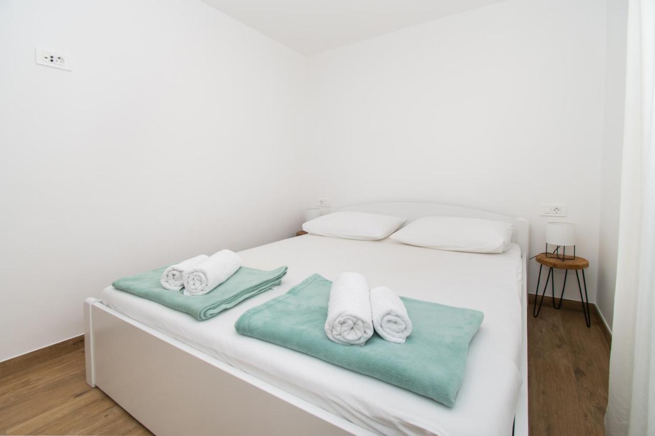 Apartmani Monika Žaborić Zewnętrze zdjęcie