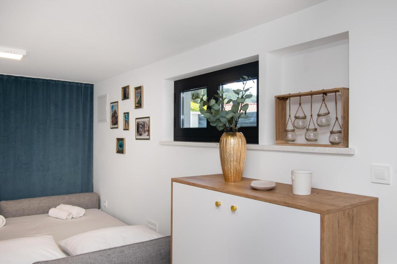 Apartmani Monika Žaborić Zewnętrze zdjęcie