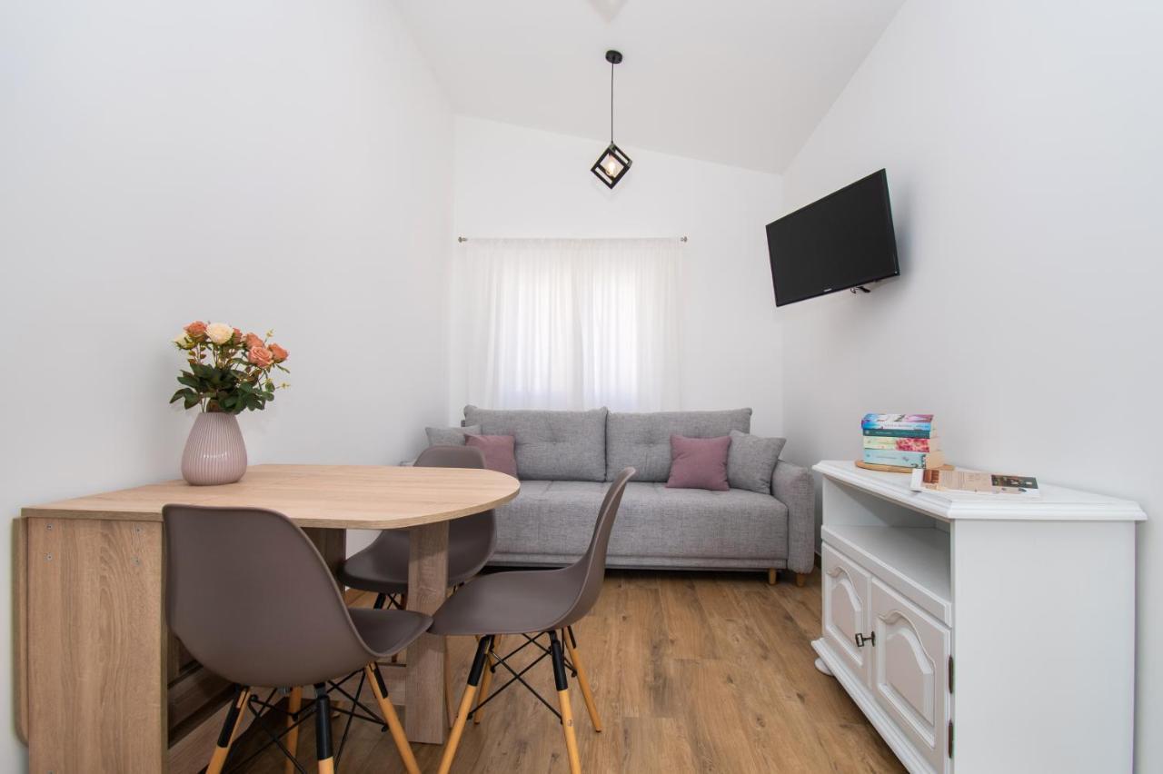 Apartmani Monika Žaborić Zewnętrze zdjęcie