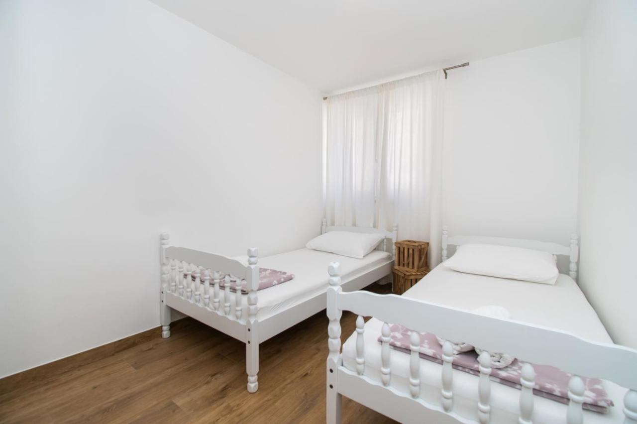 Apartmani Monika Žaborić Zewnętrze zdjęcie