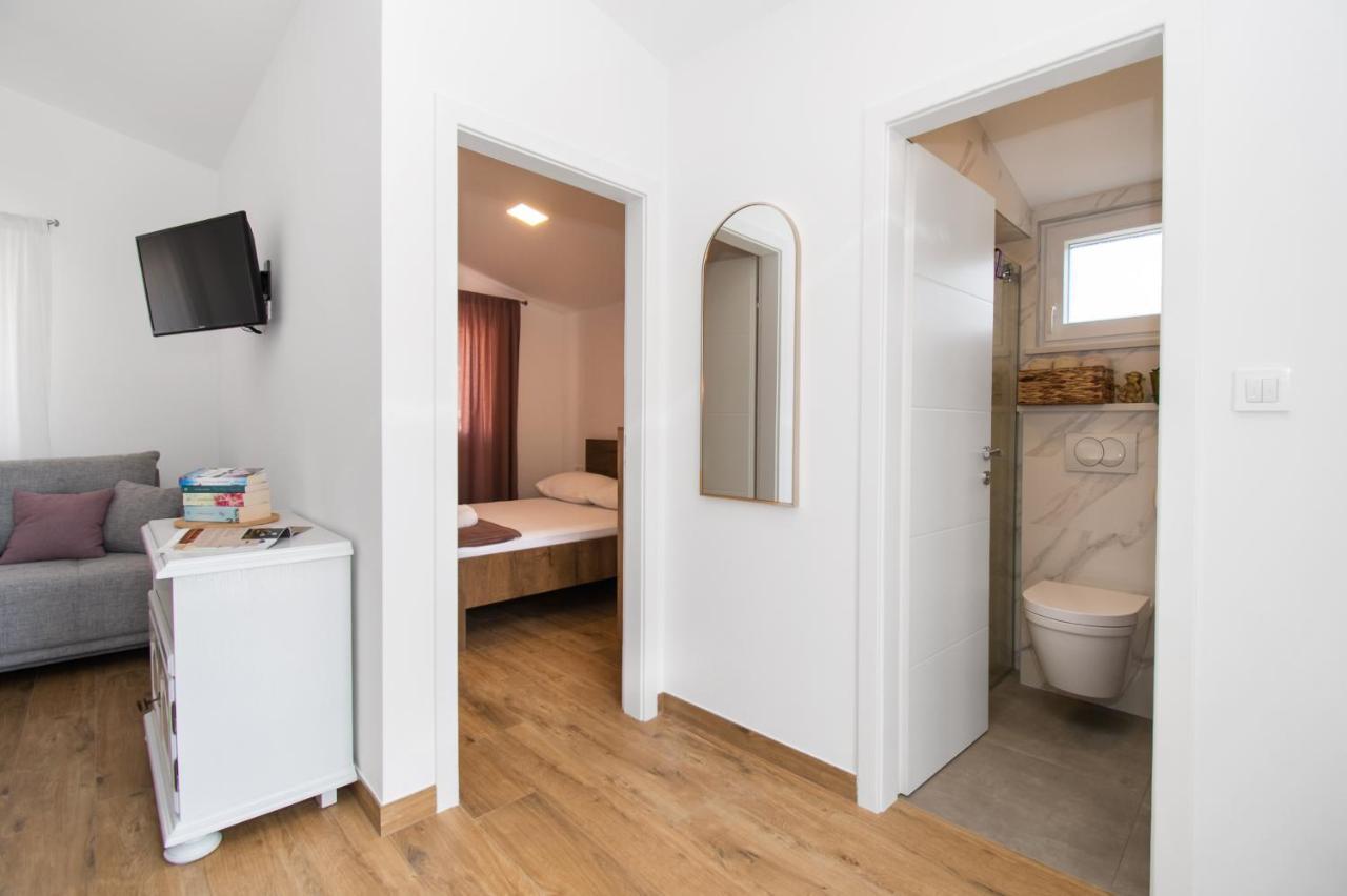Apartmani Monika Žaborić Zewnętrze zdjęcie